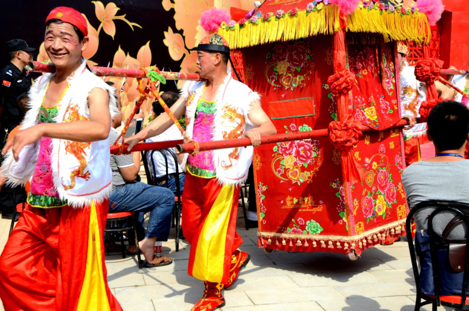 延安市长杨霄最新动态，引领城市发展的坚定步伐与决心