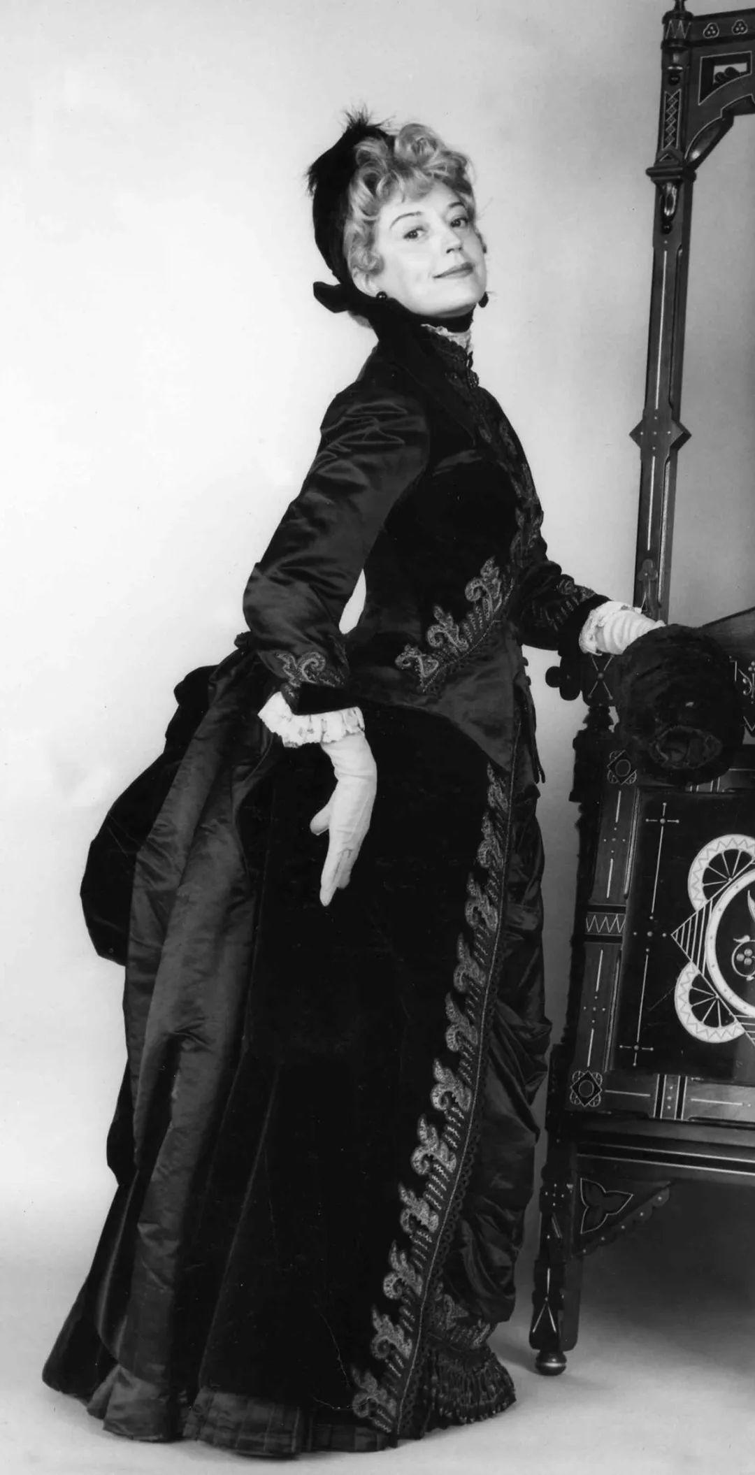 香奈儿最新广告女主角揭晓,自信与美丽的蜕变之旅