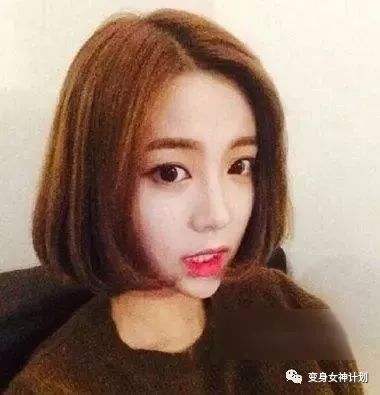 最新中分内扣发型展示，时尚潮流的蜕变与影响力