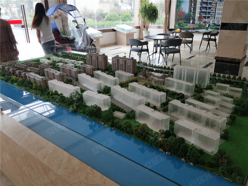 兴化上水华庭最新房价，科技前沿的居住体验