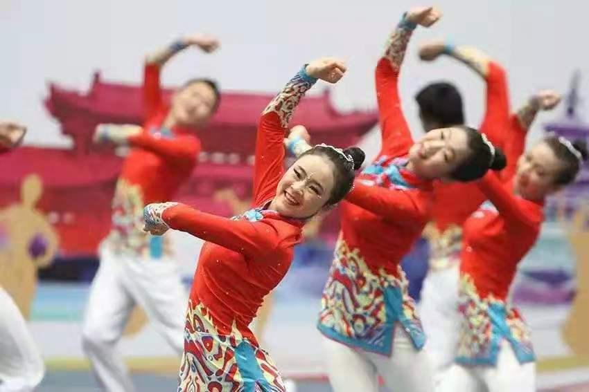 聆听魅力无限的最新维吾尔语歌曲推荐,感受民族音乐之美