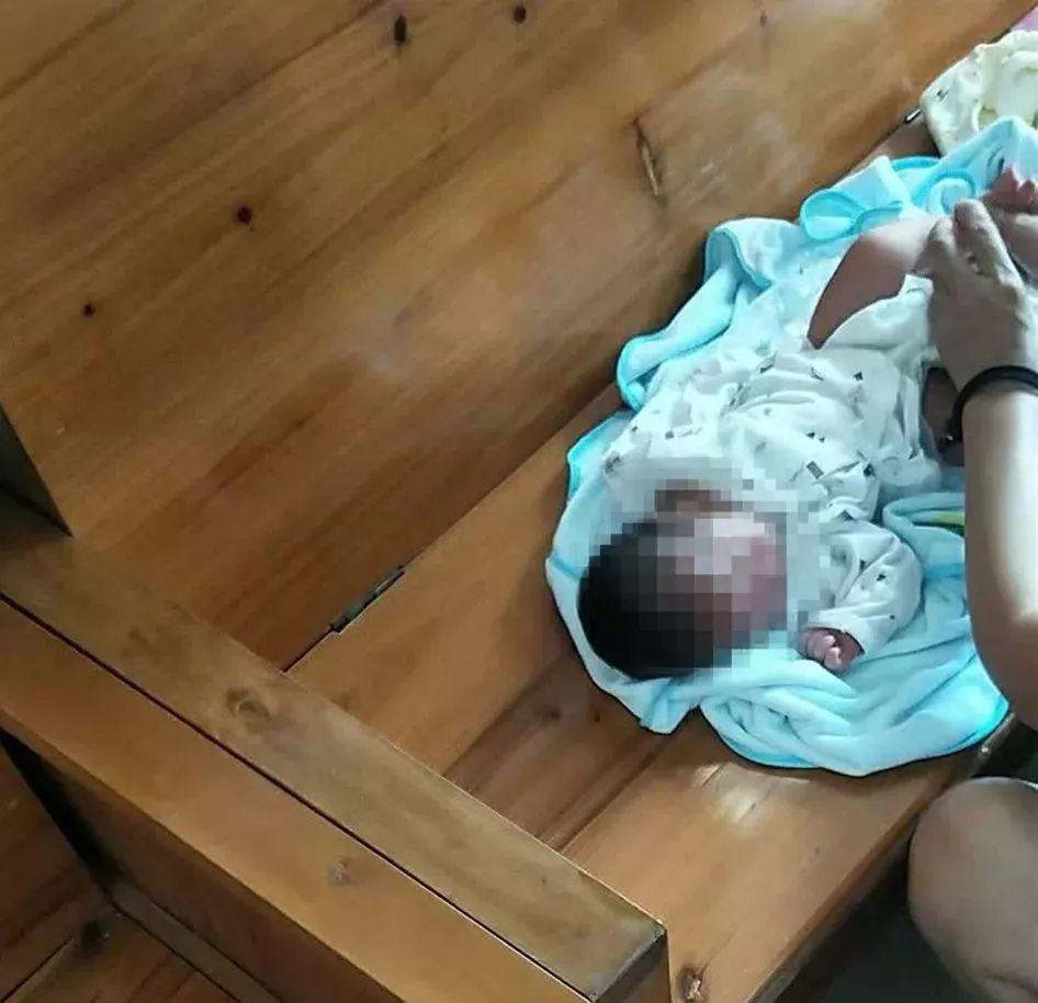 南宁弃婴现状触目惊心,呼唤社会关爱之心❤️