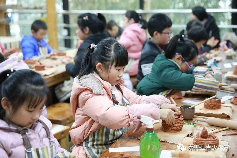 少儿陶艺比赛,与自然美景共融的陶艺之旅