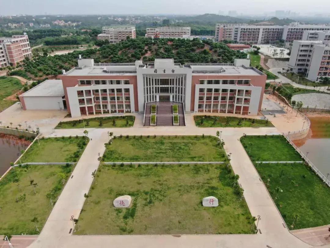 茂名大都会新动态,城市在奋进,我们在前行