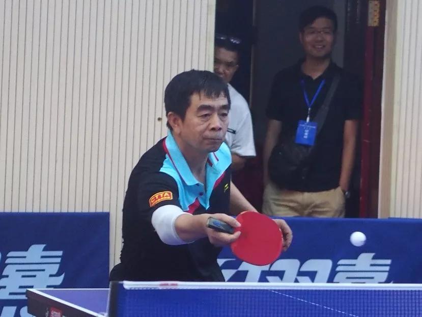 震撼心灵的乒乓球长胶比赛视频,小红书分享!