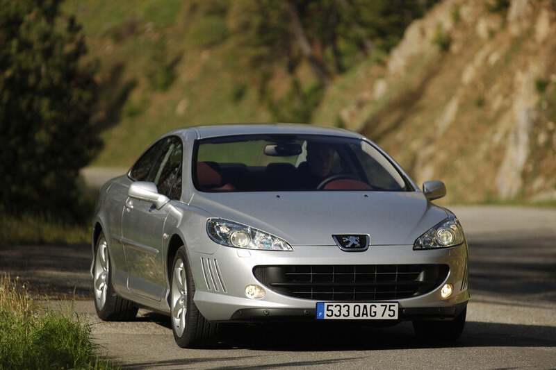 标致最新跑车亮相,与自然美景的浪漫相遇