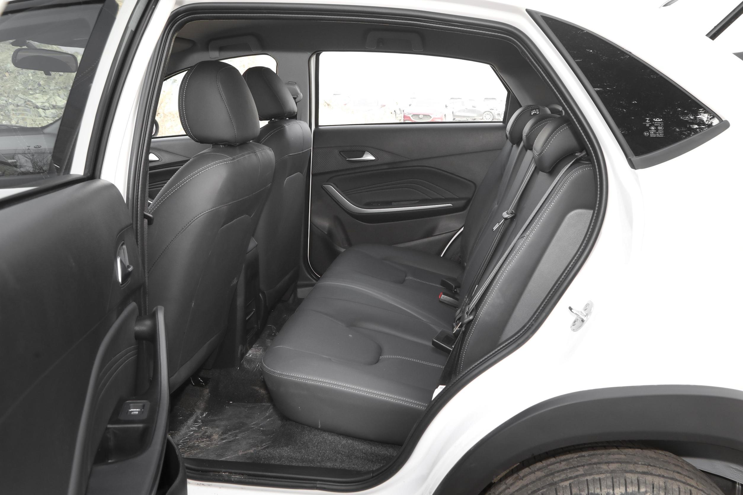 奇瑞瑞虎3x最新价格,变化中的自信与学习力量展现