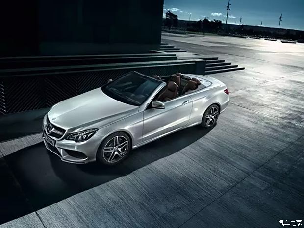 最新奔驰跑车,速度与激情的极致展现