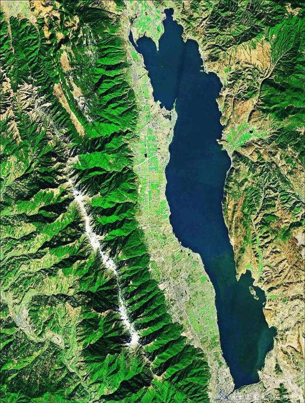 最新卫星地图高清,自然美景的梦幻探索之旅