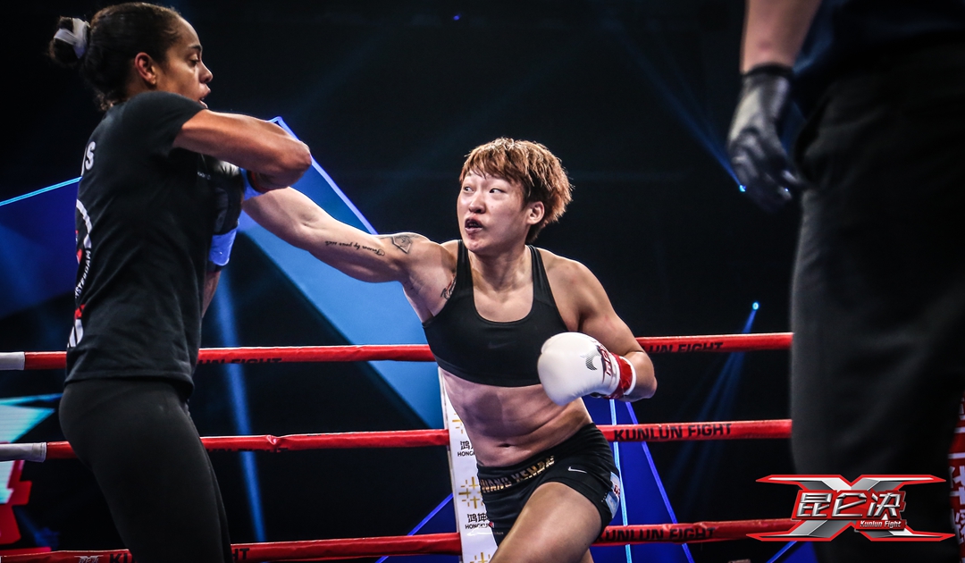 汪柯菡最新比赛——小巷中的意外盛宴