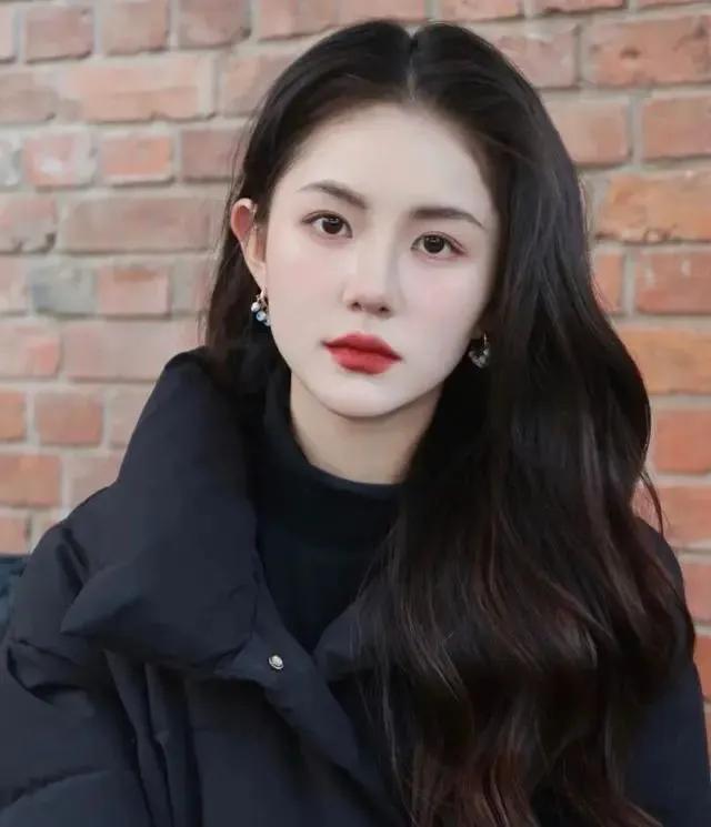 最新发型中长,温情故事与秀发之美