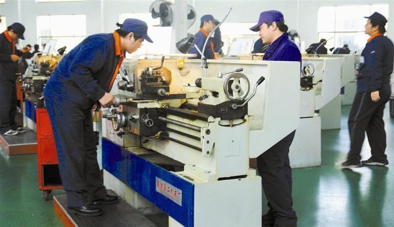 刨床工最新招聘趋势,行业现状分析与个人立场观点探讨