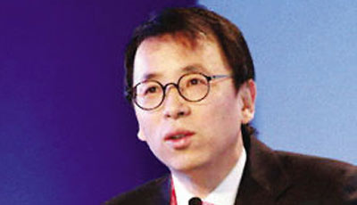 谢国忠,时代浪潮中的经济预言家,最新经济观点解读