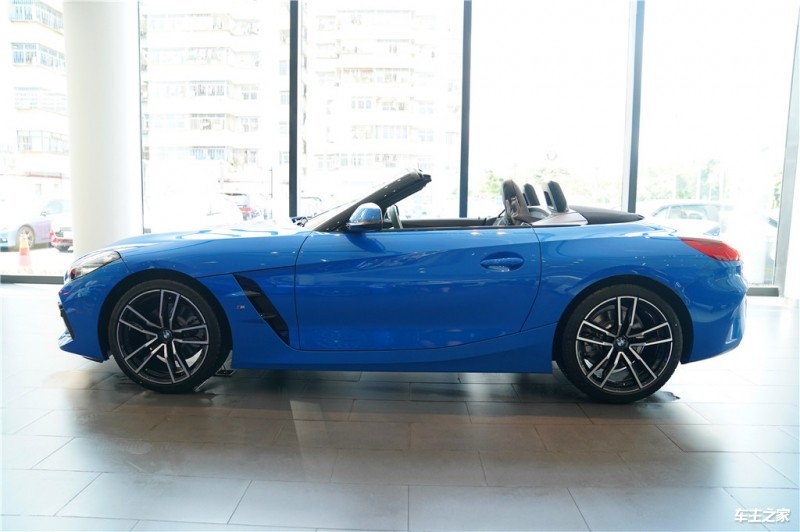 宝马Z4最新报价与时代经典跑车璀璨瞬间
