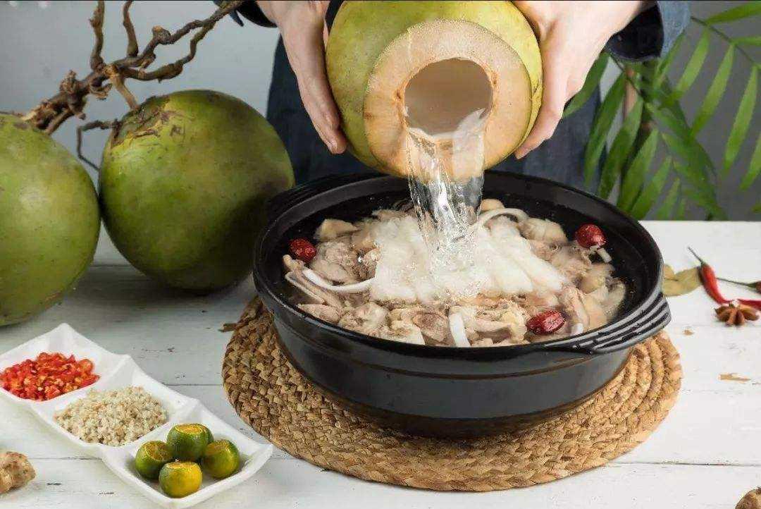 关于Yeezy的最新动态,深入剖析与观点阐述的最新资讯速递