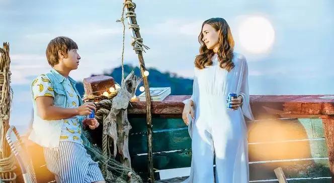 科技魅力引领潮流,观影盛宴开启新纪元,最新高科技电影产品介绍