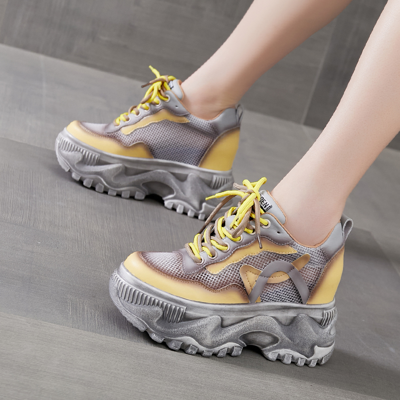 震地王女鞋新款,时尚与舒适的完美融合