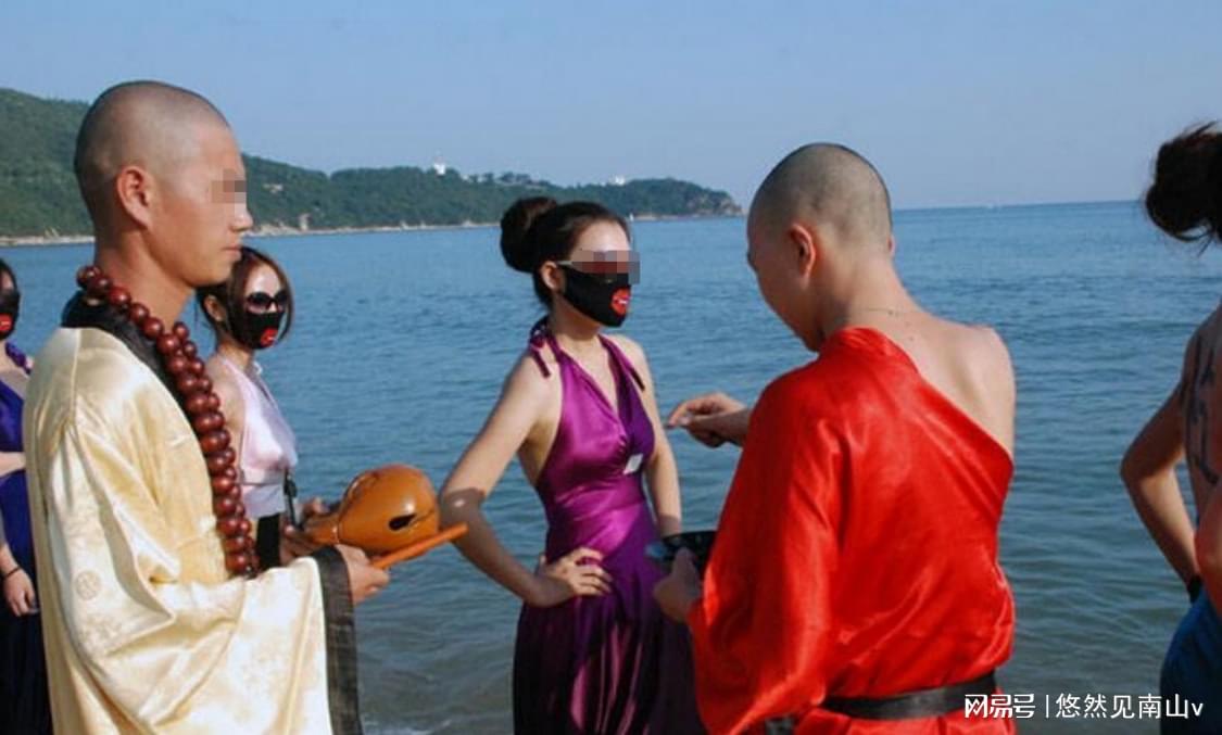 色和尚的正能量学习之旅,变化中的自信与成就感在线观看