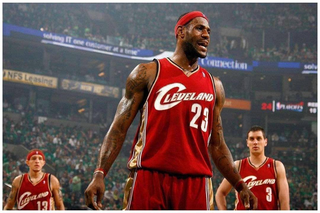 最新NBA记录保持者，不断超越，传奇成就之路