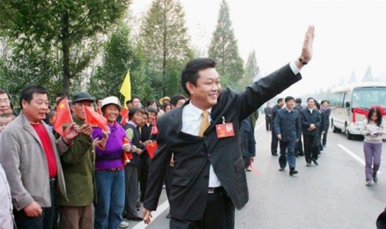 徐州李连玉最新动态，励志之光引领成长之路