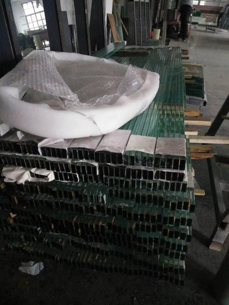 玻璃钢行业职业机遇探寻，最新招工信息一网打尽