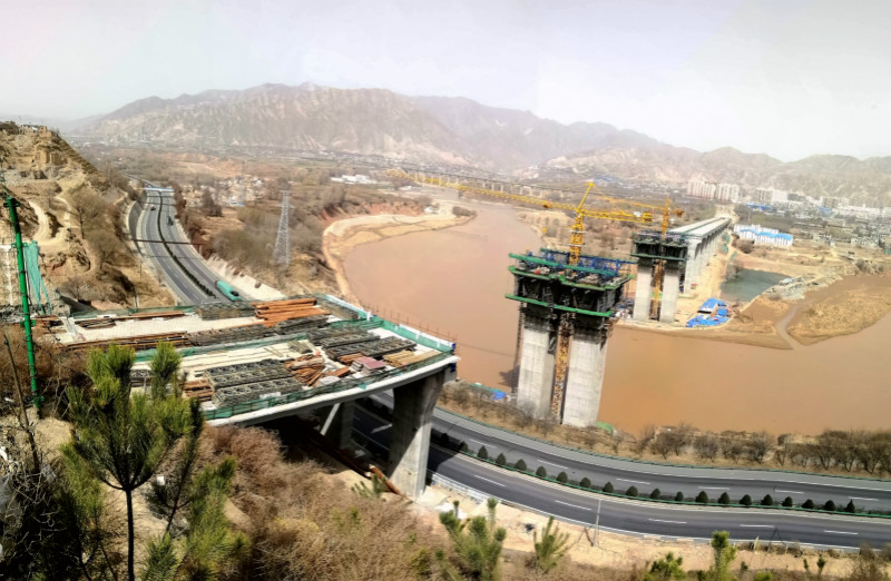 民和川海大桥最新动态与小巷中的意外发现