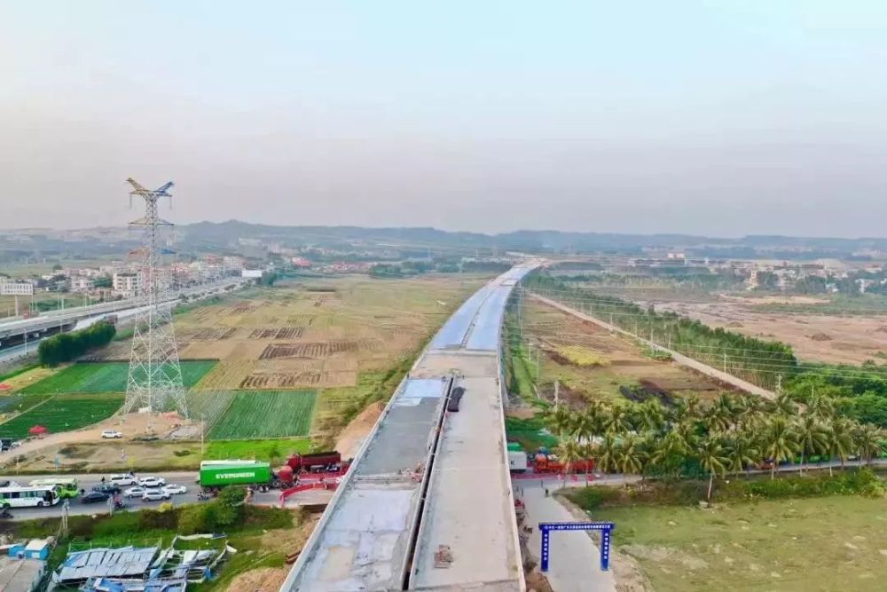 玉湛高速最新进展，一路向前，成就与自信并行，展现建设新篇章