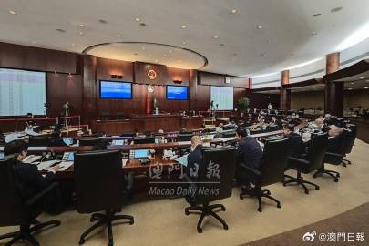 2024年澳门正版免费开奖,专家意见法案_LUA97.683高速版