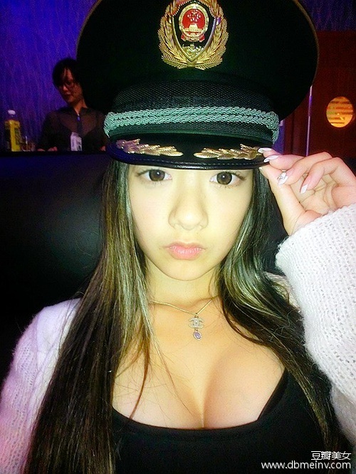 澳门正版金牛版论坛网站,数据引导设计方法_FXM9.960动态版