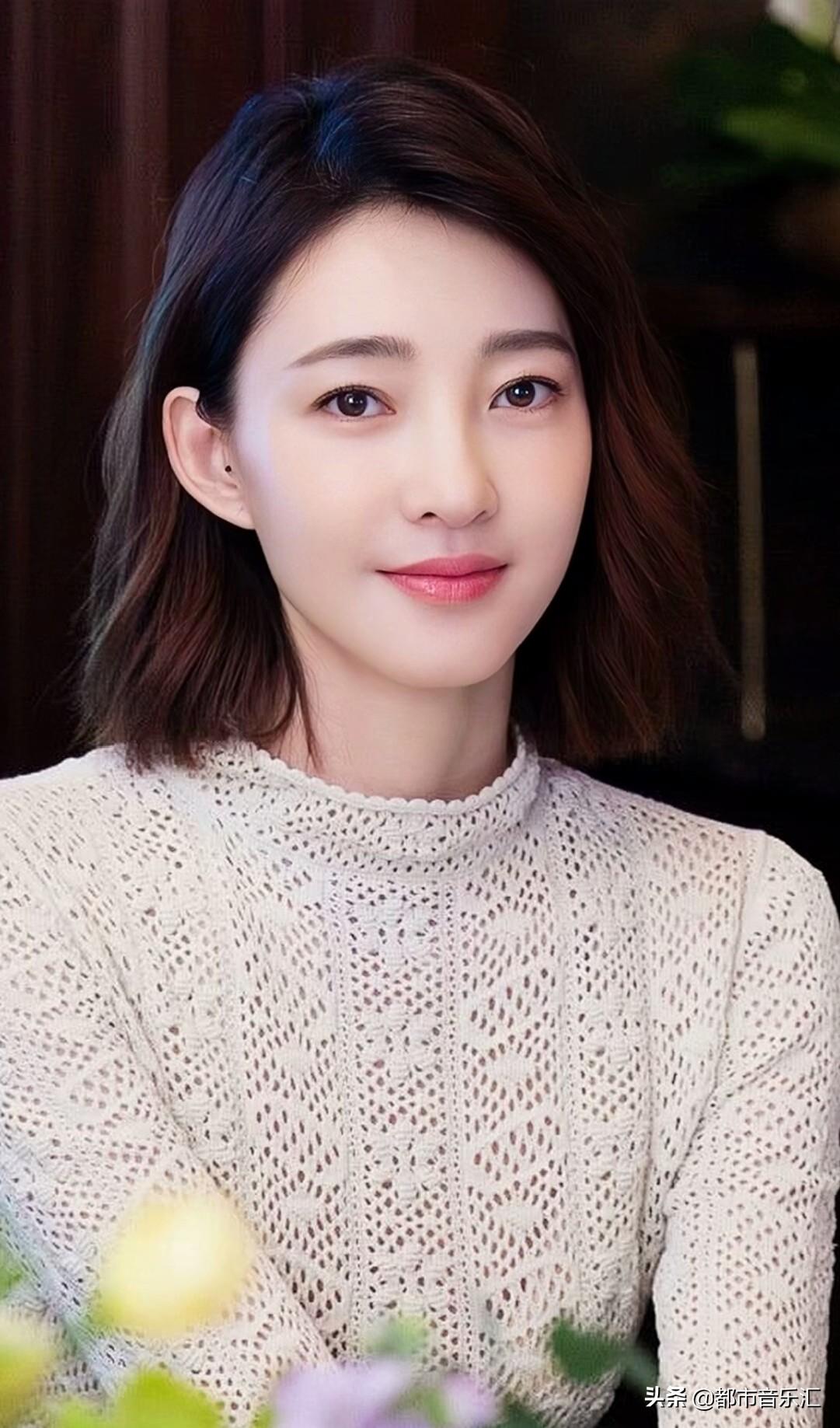 王丽坤最新超高清壁纸,王丽坤最新超高清壁纸,励志之光,自信与成长的象征