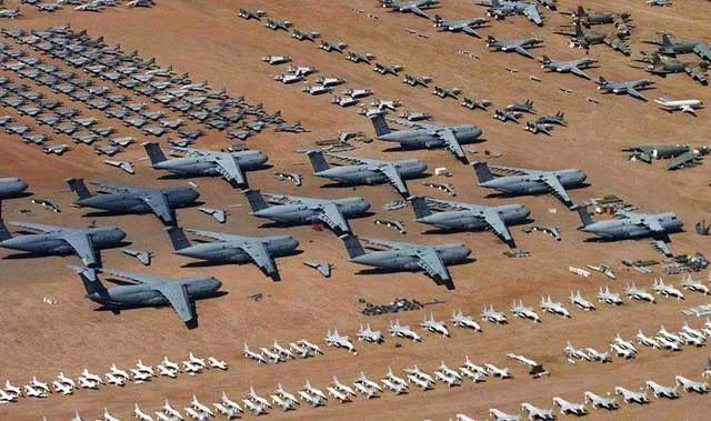 美国军事动态与探索自然美景的双重探索,寻求内心的宁静与平和