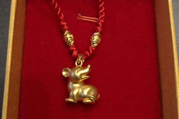 老凤祥金锁最新款式图片,展现自信与成就的力量