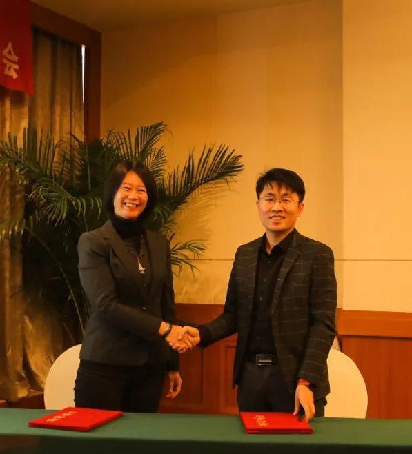 北大方正最新消息,温馨日常小故事揭秘公司动态