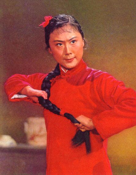 年代女与自然美景的亲密旅行最新篇章