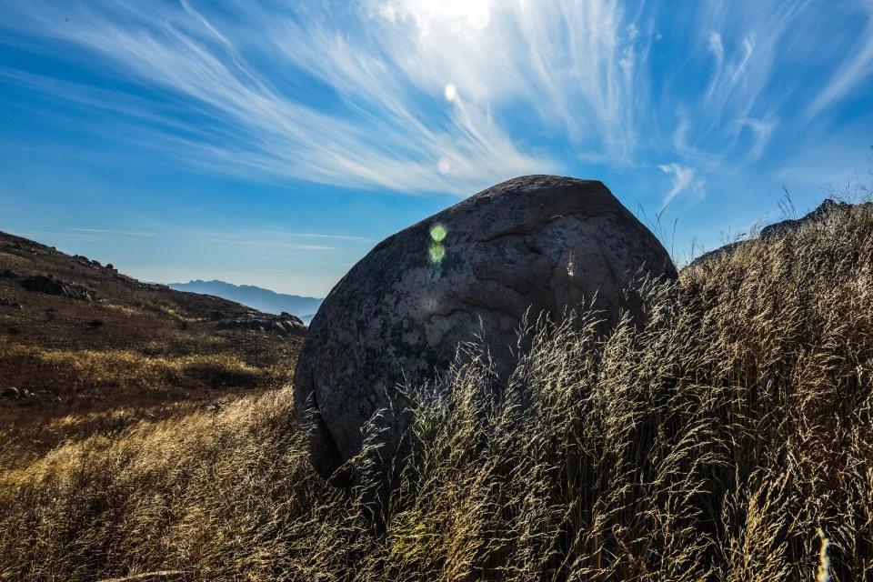 山东乳山游览攻略指南，最新旅游指南与攻略