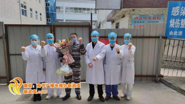 小强的抗炎奇遇,最新抗炎消息与友情的力量