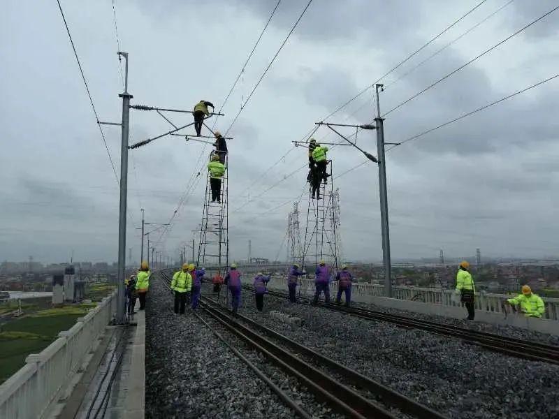 铁路安全动态更新,变革带来信心,安全与成果共发展
