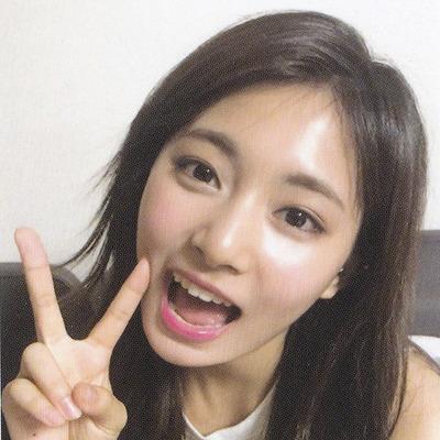 林娜琏冬季最新壁纸,温暖如初的美丽依旧展现魅力风采