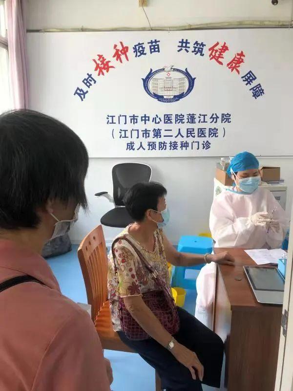 中国的新冠疫苗最新,中国的新冠疫苗最新，变化中的力量，自信与成就感的源泉