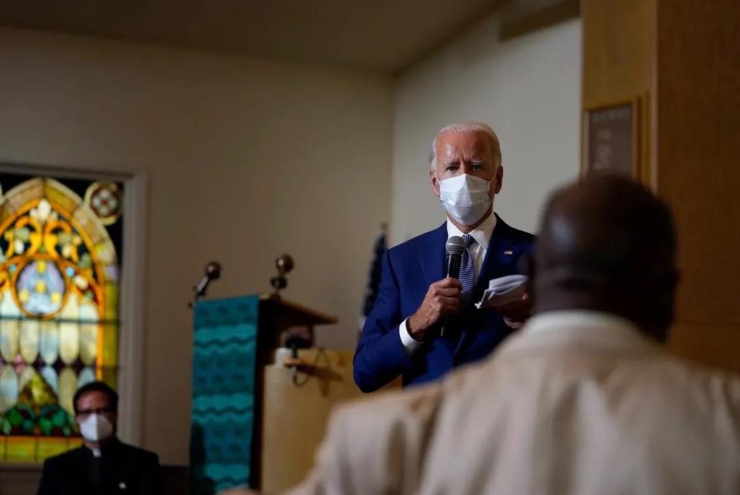 美国新冠疫情最新实时进展与论述