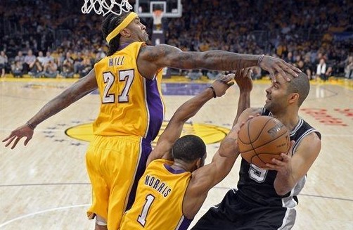 季后赛精彩瞬间回顾,重温赛场激情之旅