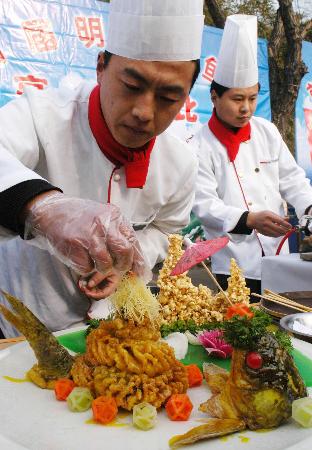 厨艺大赛掀起烹饪热潮，鱼料理的兴起与影响