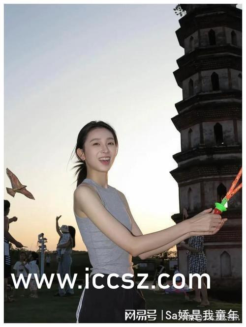 午夜电影合集,自然美景探险之旅的视觉盛宴