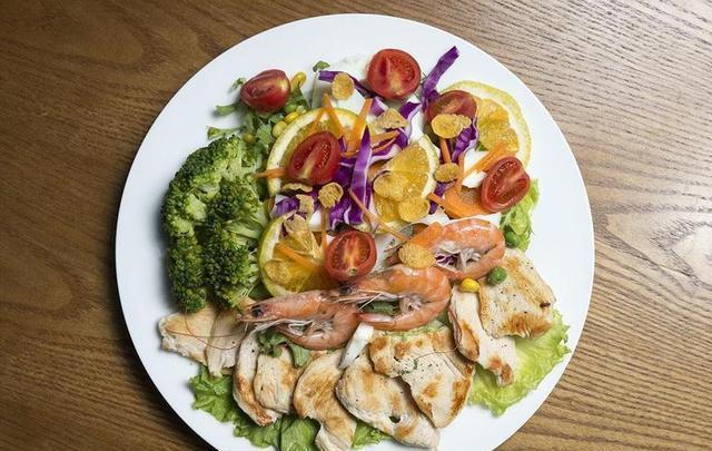 明星减脂餐,爱与陪伴的瘦身日常