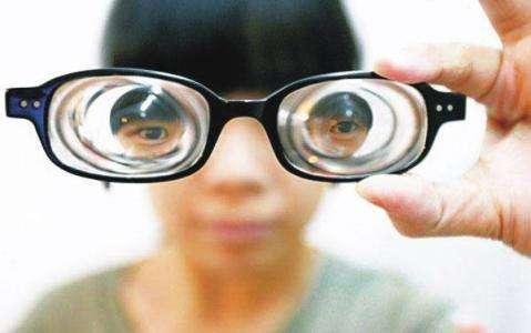 近视眼镜价格大全，选购指南与深度解析