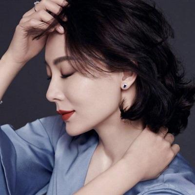 知性女明星的新纪元,高科技产品之选