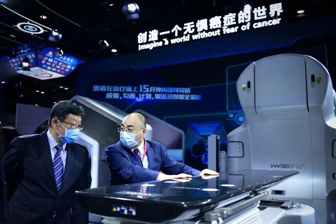 统信软件最新进展，引领行业创新前沿的动态领导者