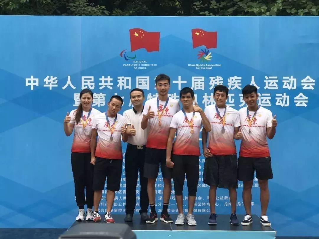 残疾人自行车比赛的坚韧力量,心灵震撼的展现