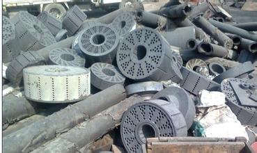 石磨电极行情,奇妙市场走势与家庭温馨的融合