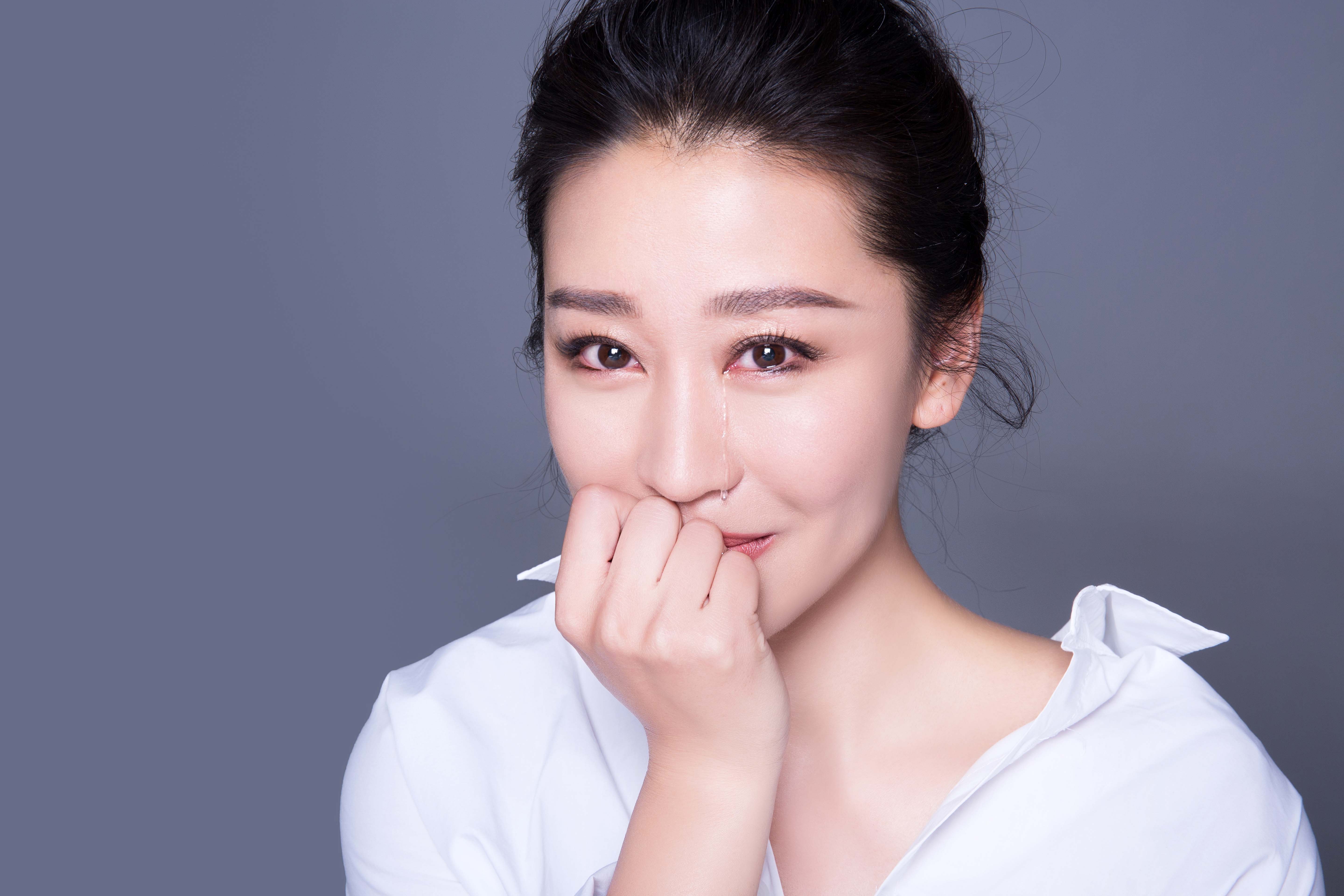 演员苗圃的成长之路，励志故事中的变化、学习与自信之路